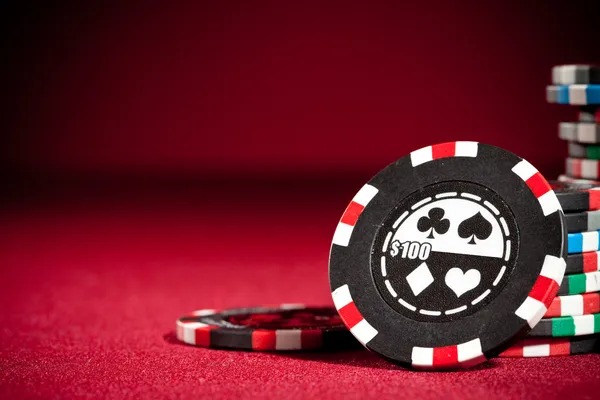 Bonus round activation screen showing free-spins multiplier and extended reel feature